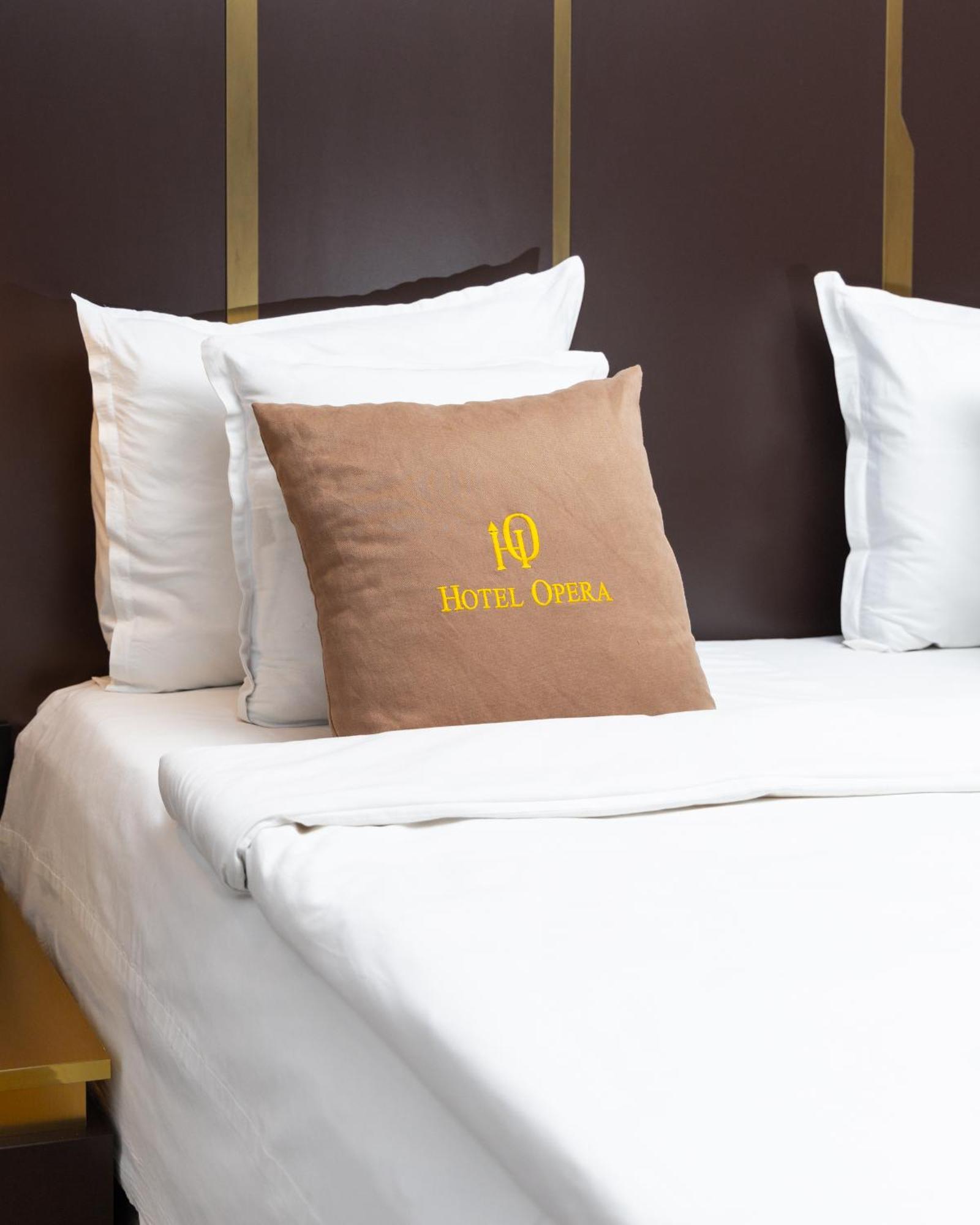 Hotel Opera Pristina Exterior photo