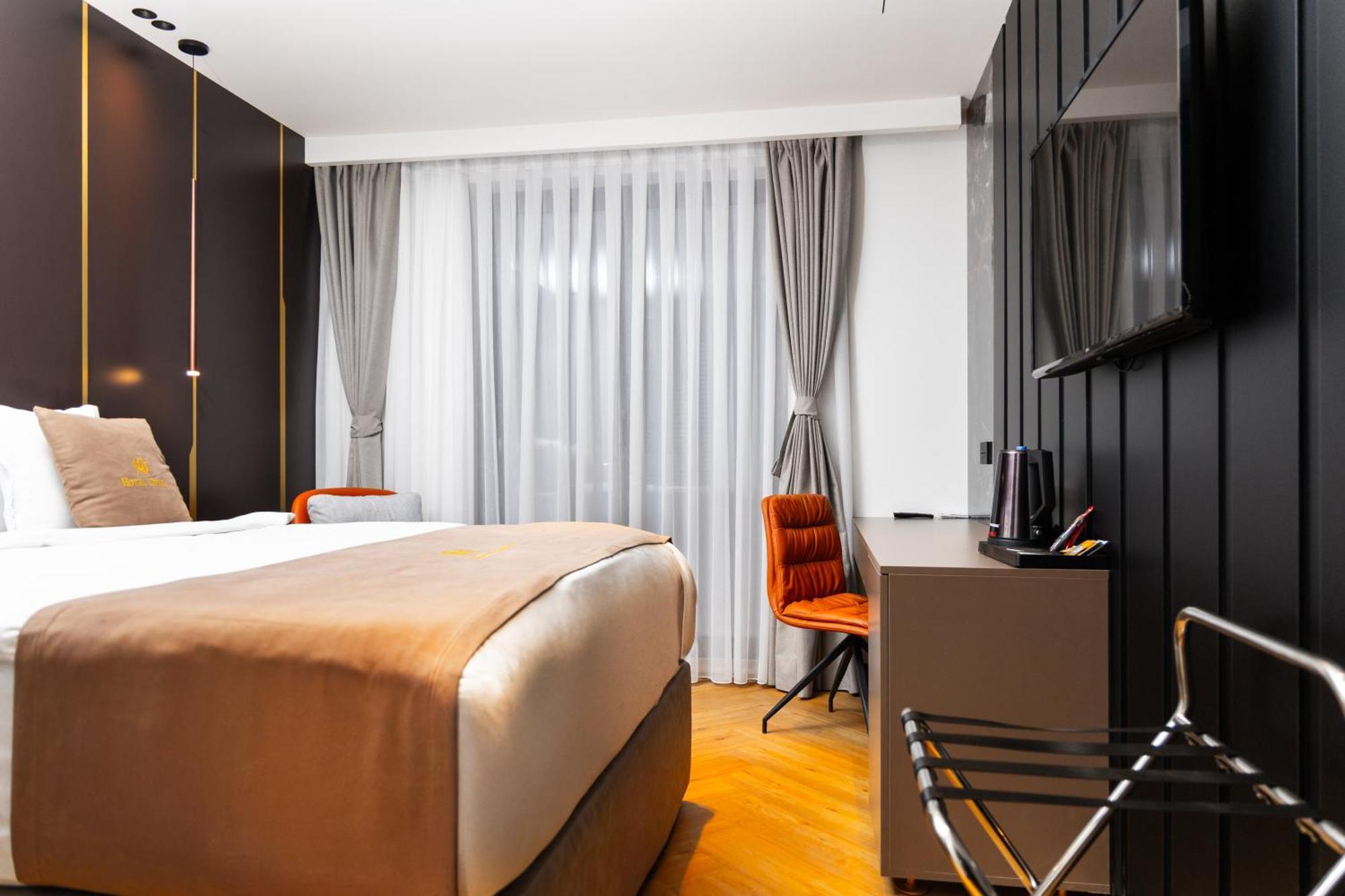 Hotel Opera Pristina Exterior photo